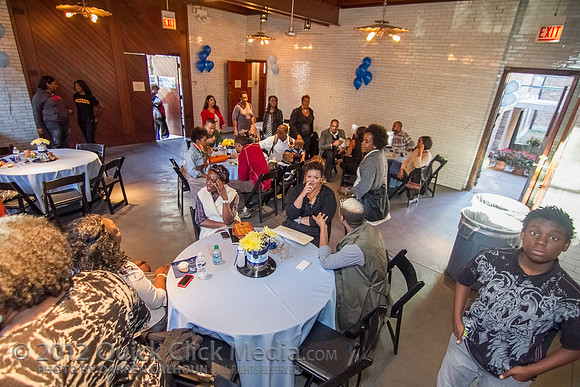 NikiaAndMelvin-Shower-3382